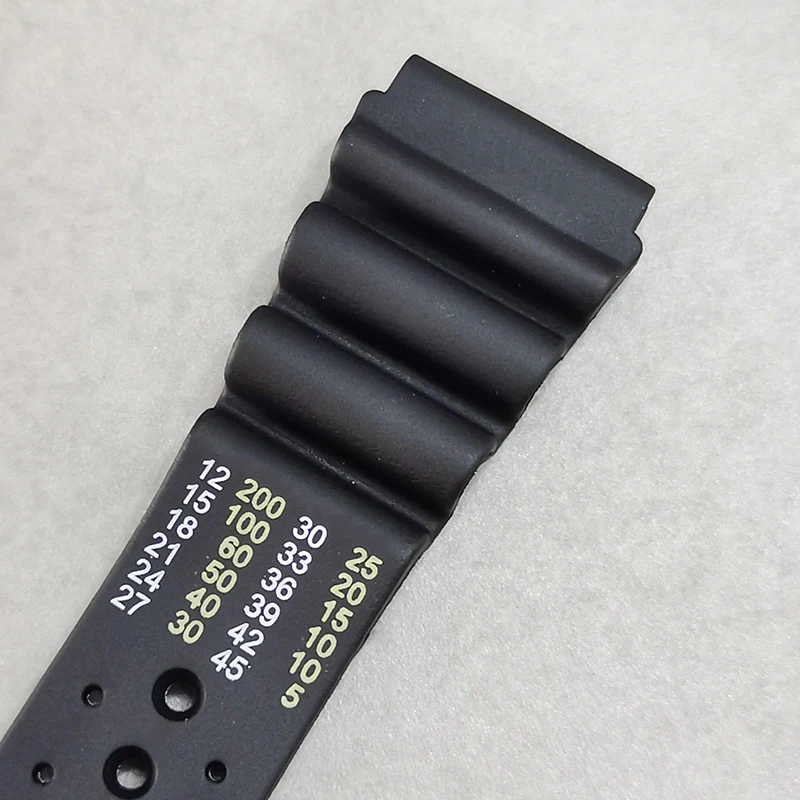Bracelet de Sport en caoutchou - Citizen Watch Promaster avis et prix